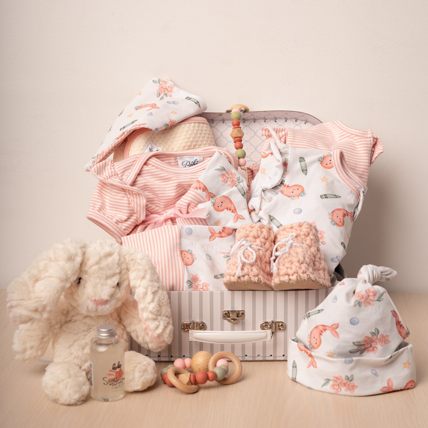 Panier-cadeau bébé personnalisé
