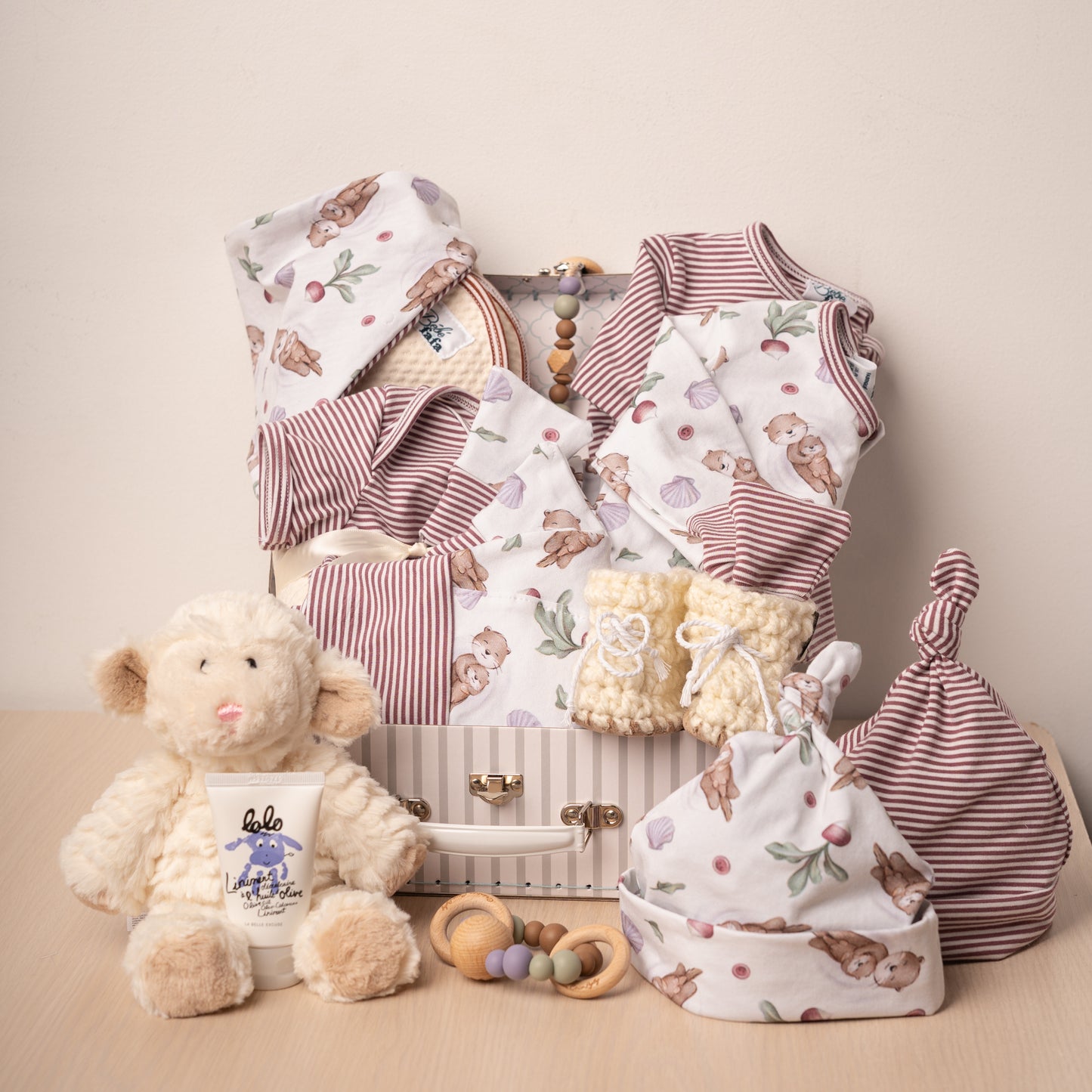 Panier-cadeau bébé personnalisé