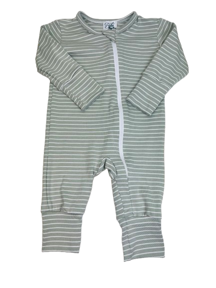 Panier cadeau ma première petite garde-robe