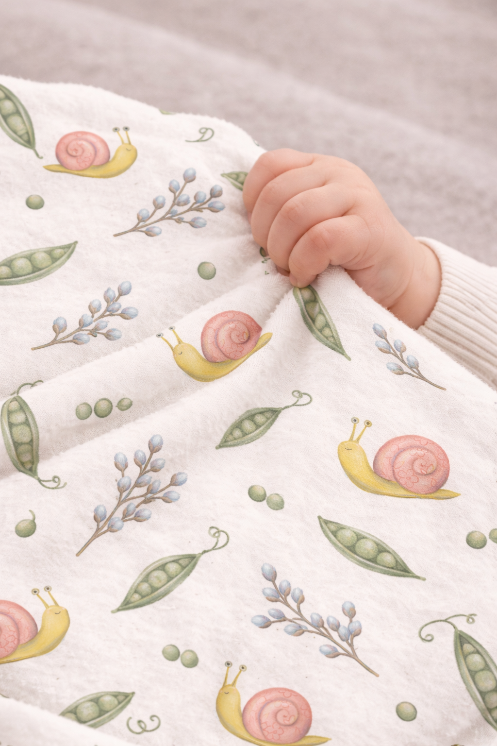 Doudou peluche ultra douce motifs escargots